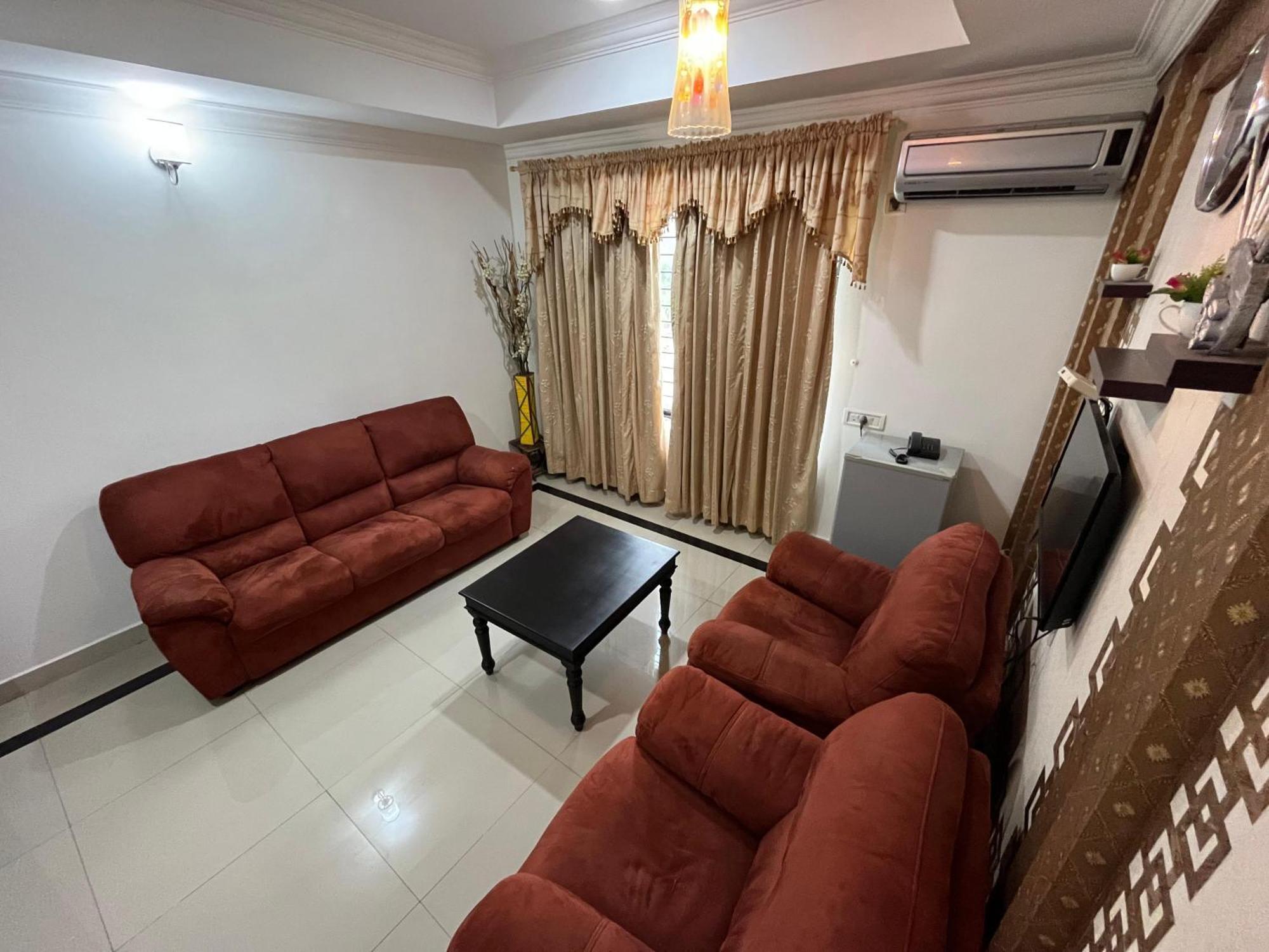 Gee Bee Palace Angamaly Exterior foto