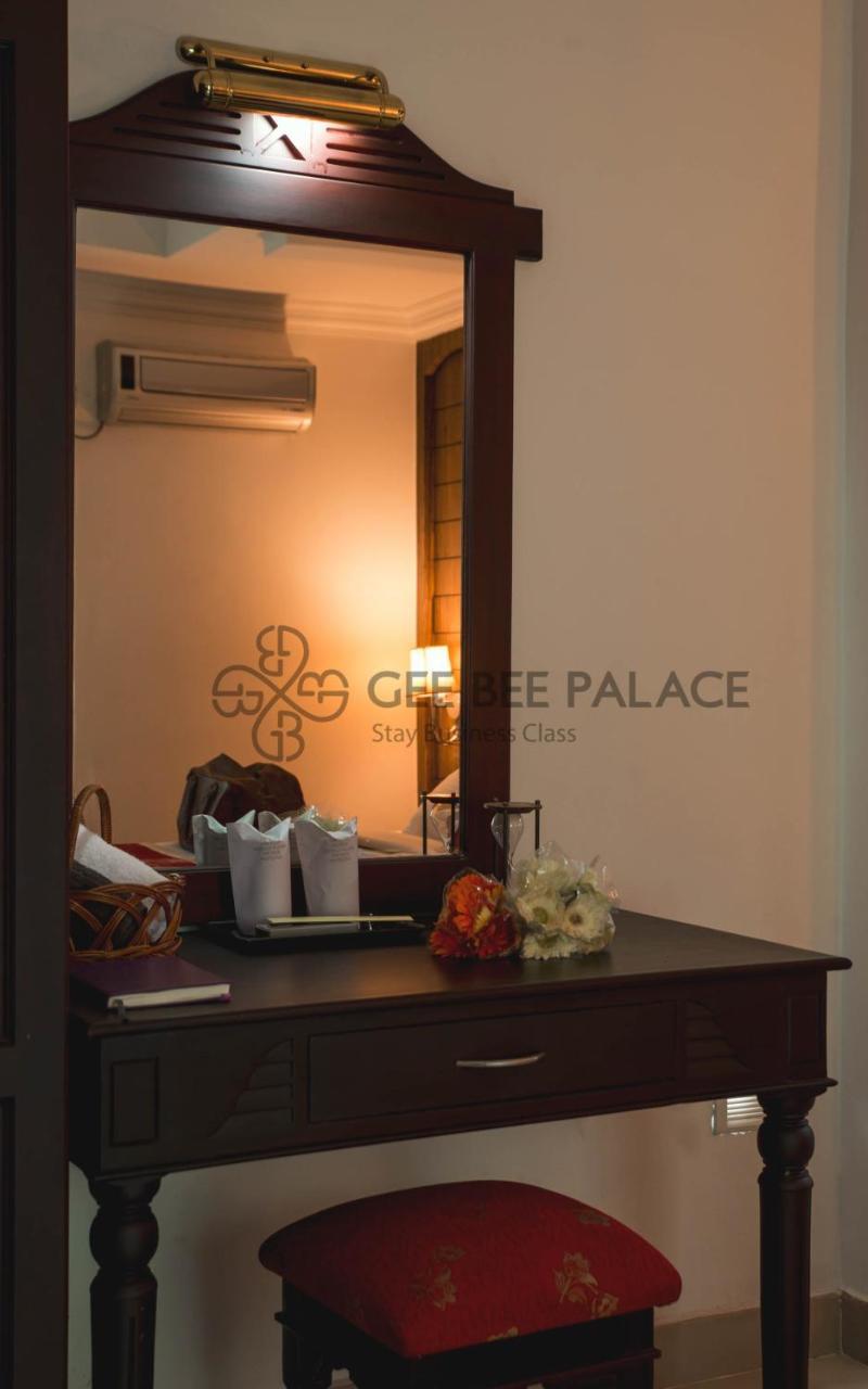 Gee Bee Palace Angamaly Exterior foto